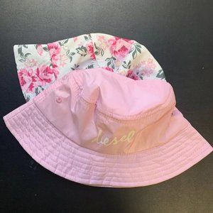girl- 4-6  two pack bucket hats